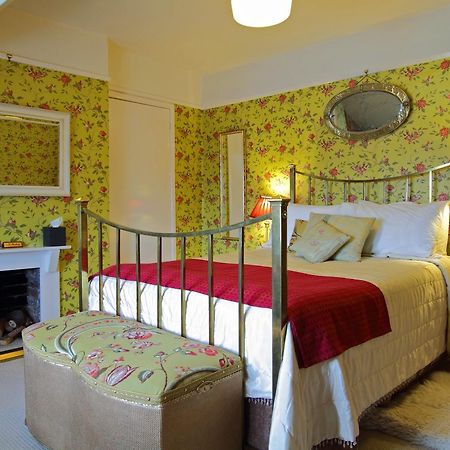 Hotel Victoria House à Church Stretton Extérieur photo