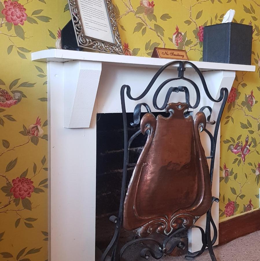 Hotel Victoria House à Church Stretton Extérieur photo